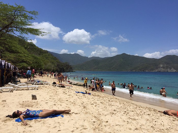 Playa Cristal, un lugar mágico en Santa Marta