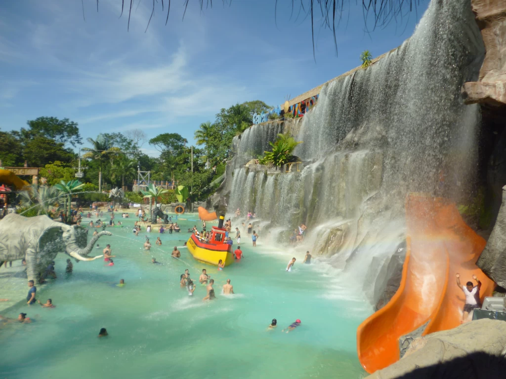 Tour A La Hacienda Nápoles Con Ingreso A La Sabana Africana Museo Y Zonas Húmedas Listos para viajar el jueves 29 de junio de 2023nbspAgencia de Viajes fantasytours Planes turísticos en Santa Fe de Antioquia Medellín Guatapé y Nápoles