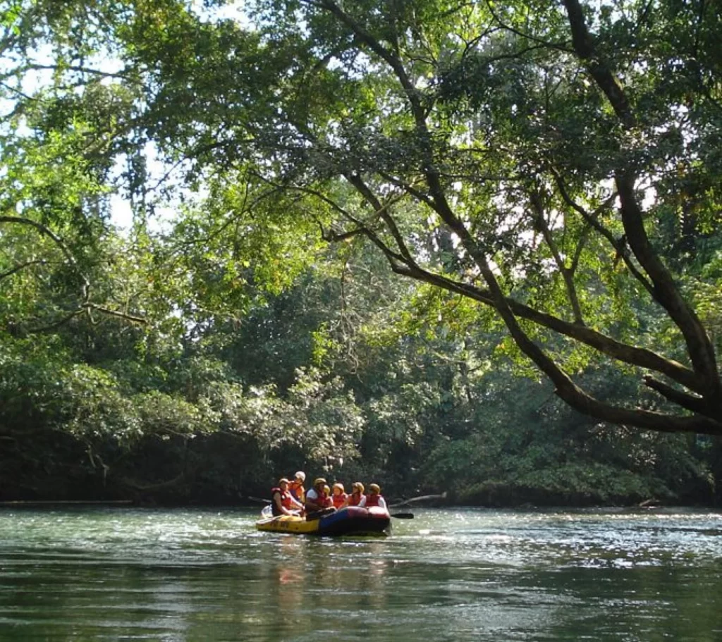 Tour A La Reserva Natural Cañón Del Río Claro Rafting Y Espeleología Descubre este destino el domingo 16 de julio de 2023nbspAgencia de Viajes fantasytours Planes turísticos en Santa Fe de Antioquia Medellín Guatapé y Nápoles