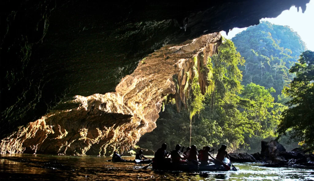 Tour A La Reserva Natural Cañón Del Río Claro Rafting Y Espeleología Viaja este domingo 22 de octubre de 2023nbspAgencia de Viajes fantasytours Planes turísticos en Santa Fe de Antioquia Medellín Guatapé y Nápoles