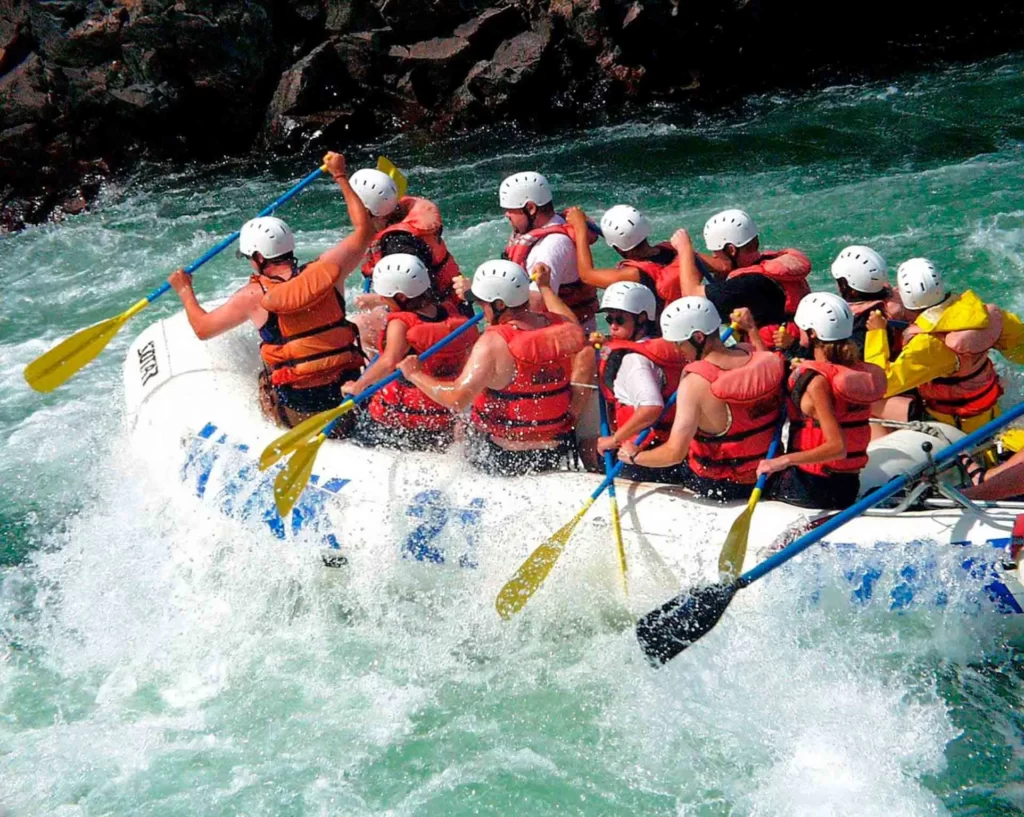 Tour A La Reserva Natural Cañón Del Río Claro Rafting Y Espeleología Viaja el domingo 28 de enero de 2024nbspAgencia de Viajes fantasytours Planes turísticos en Santa Fe de Antioquia Medellín Guatapé y Nápoles