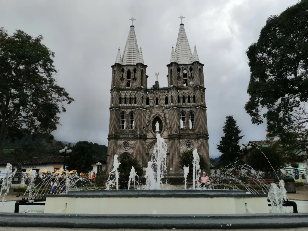 Conociendo Jardín En 2 Días, ¡Listos para viajar el sábado 19 de octubre de 2024!