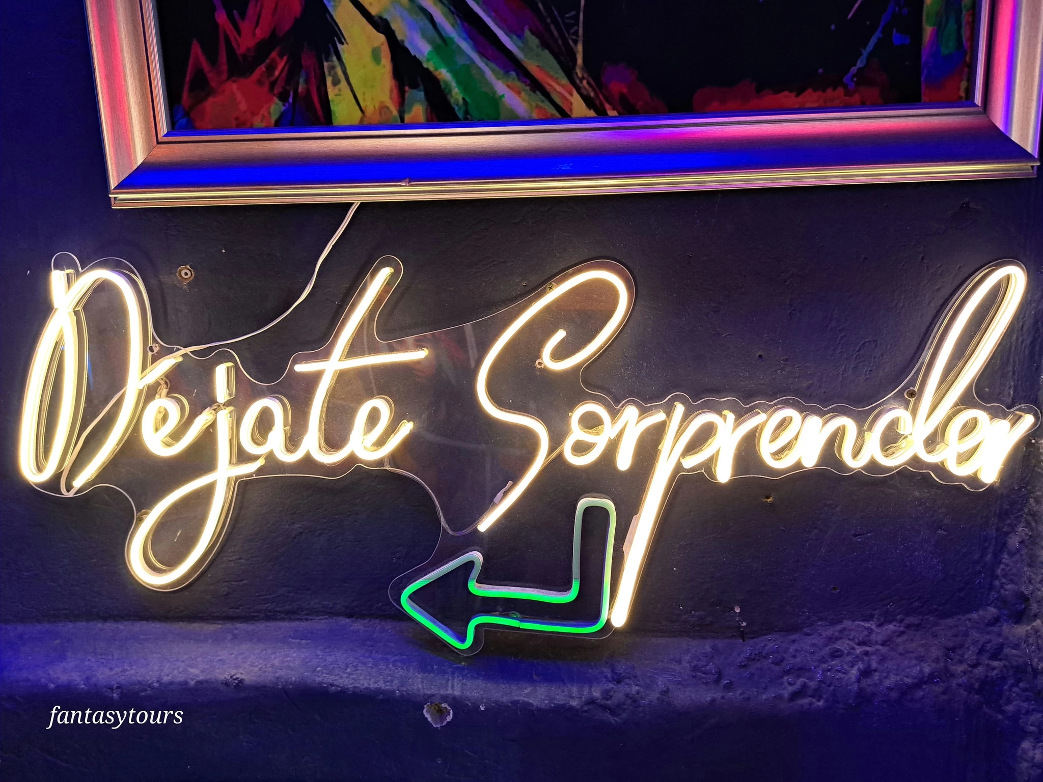 Graffitour, Un Recorrido A Través De La Historia Y Transformación De La Comuna 13 De Medellín, ¡Descubre este destino el lunes 2 de junio de 2025!