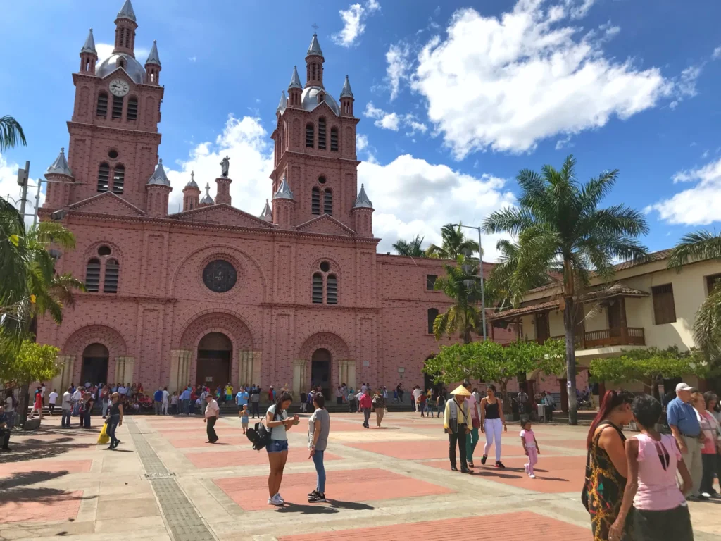 Termales Santa Rosa Con Visita A Buga, ¡Vívelo este sábado 11 de octubre de 2025!