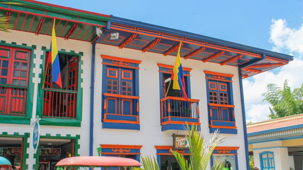 Excursión Terrestre Al Eje Cafetero Desde Medellín, ¡Comparte en familia el viernes 19 de septiembre de 2025!